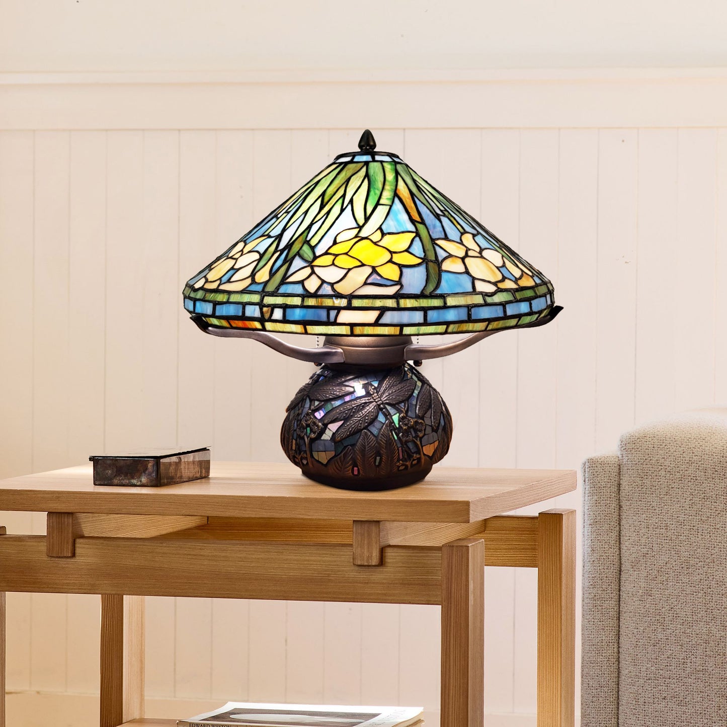 Tiffany Table Lamp Mosaic Base Bedside Lamp, Multicolor, KT1635